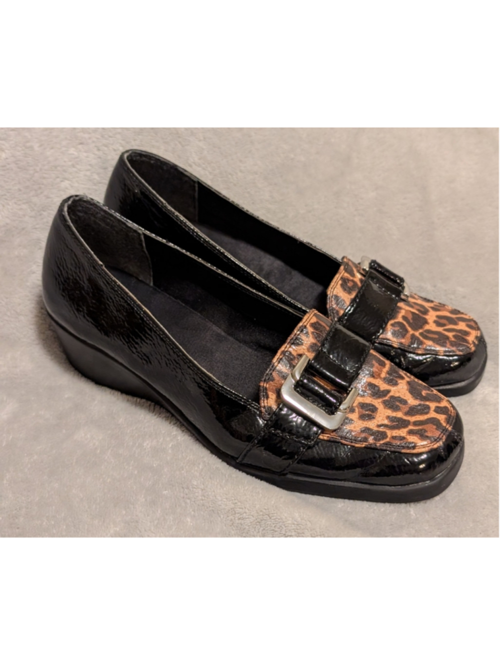 What's What Black Patent Leopard Print Loafers Women's Size 8 Buckle B259